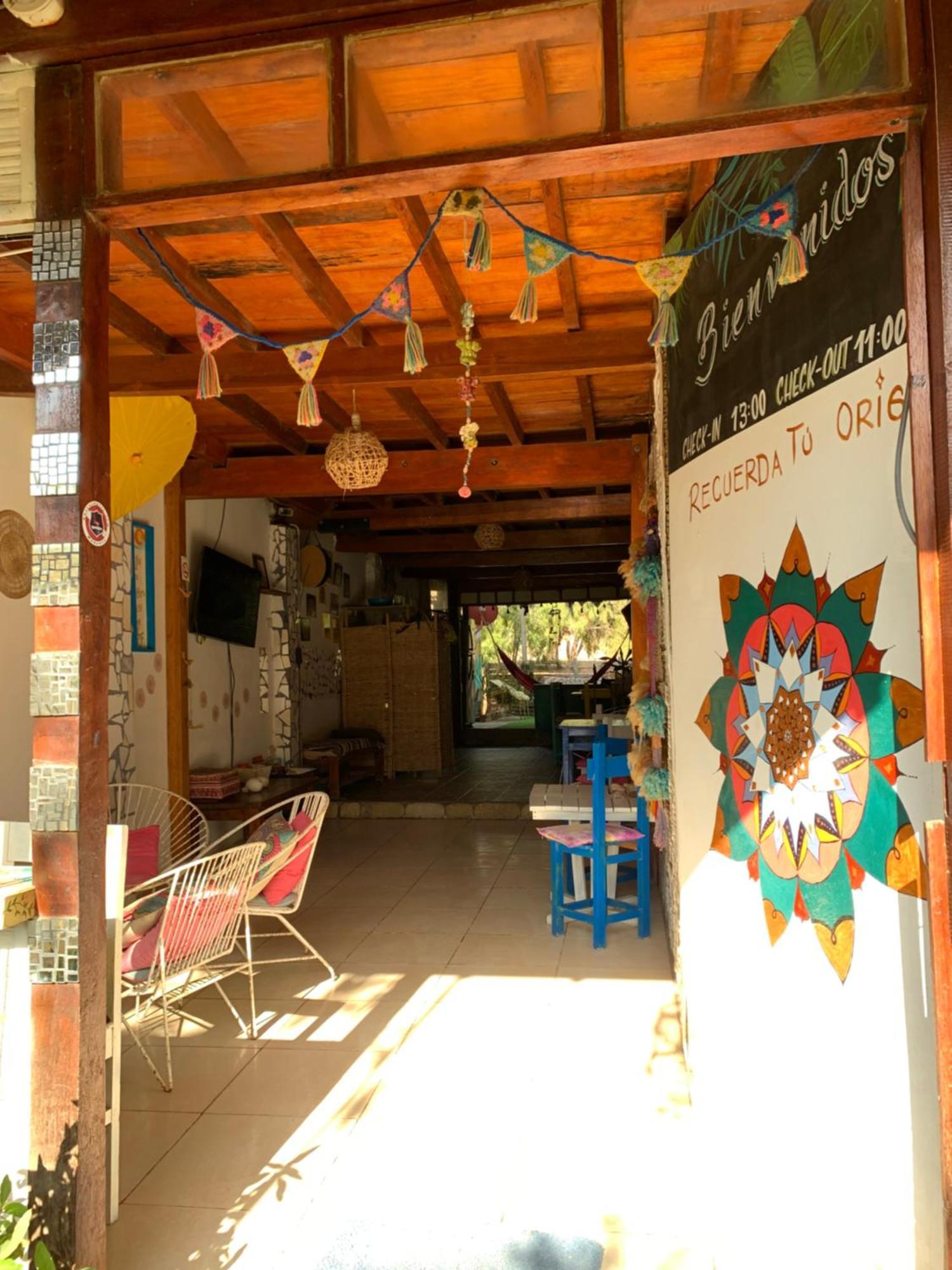 Wiracocha Hostal Máncora Buitenkant foto
