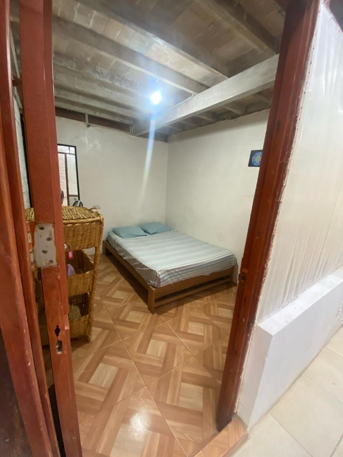 Wiracocha Hostal Máncora Buitenkant foto