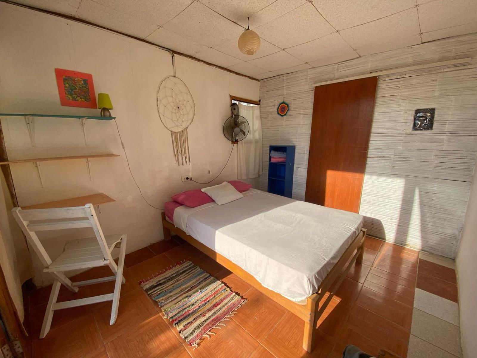 Wiracocha Hostal Máncora Buitenkant foto