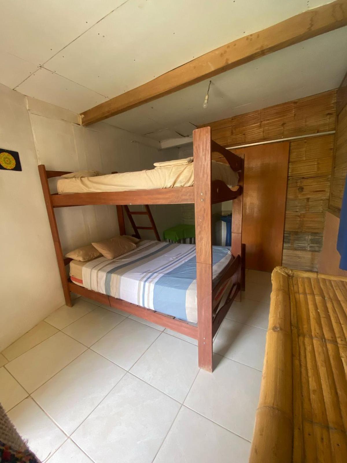 Wiracocha Hostal Máncora Buitenkant foto